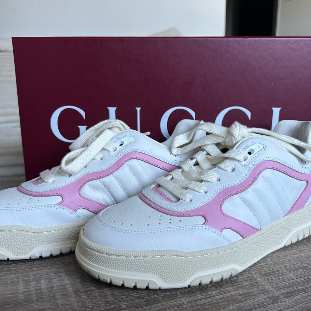 Gucci Women's Cream and Pink Sneakers